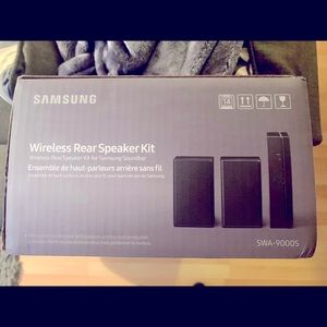 Samsung Wireless Rear Speakers